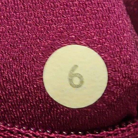 Lululemon Women Real Quick Tight Regal Plum Paradise Geo Regal Plum Multi Size 6 - Picture 8 of 11